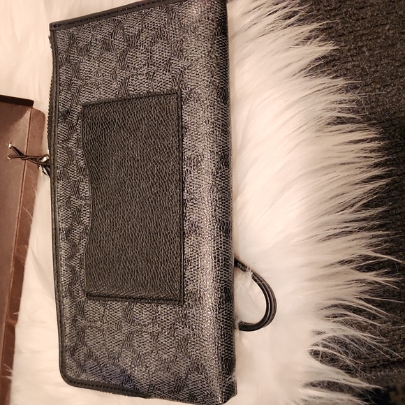 Coach SV/Dk Denim/Black Wristlet w/ Signature Logo 4"W x 7 1/4"L - Picture 2 of 5